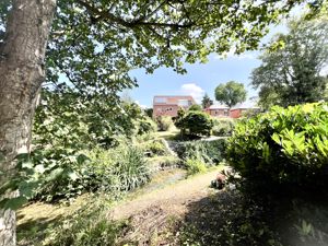 Gardens- click for photo gallery